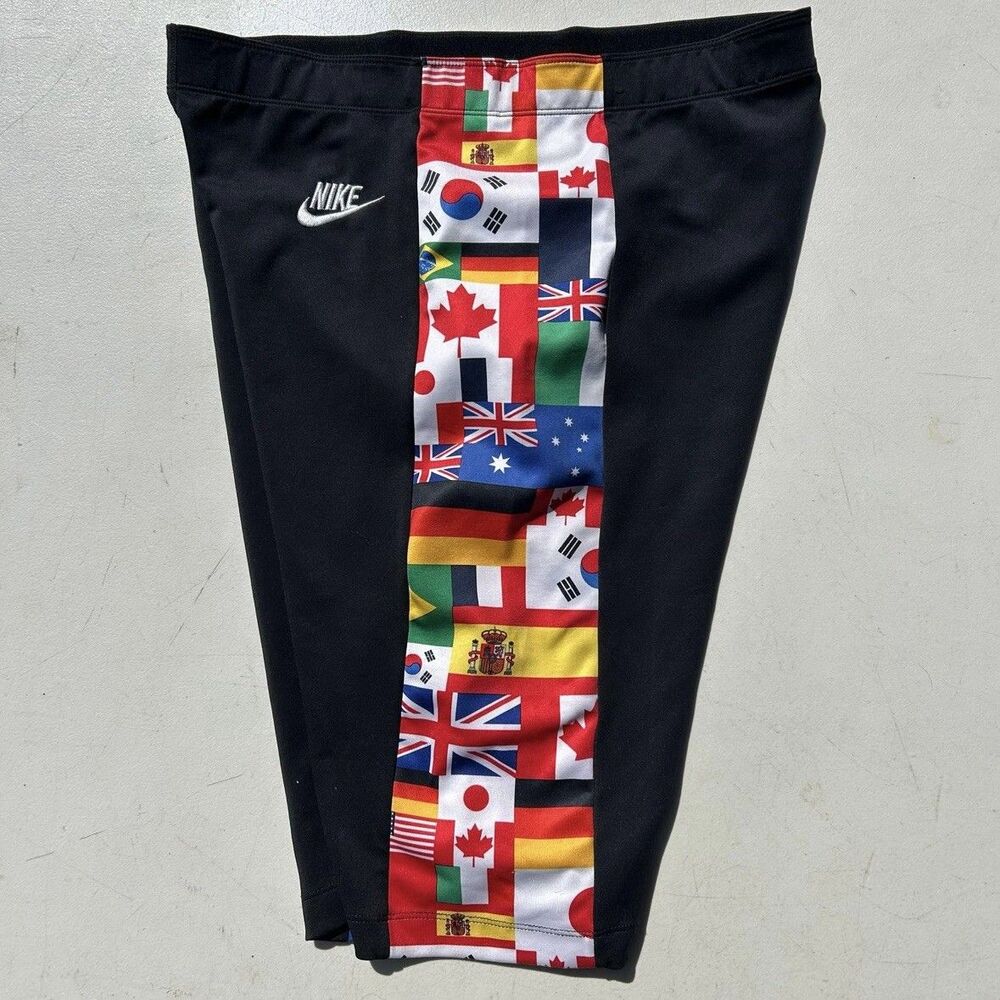 Nike Sportswear Flag Pack Bike Shorts Womens Large CJ3221-010 Black Athletic - Picture 3 of 5
